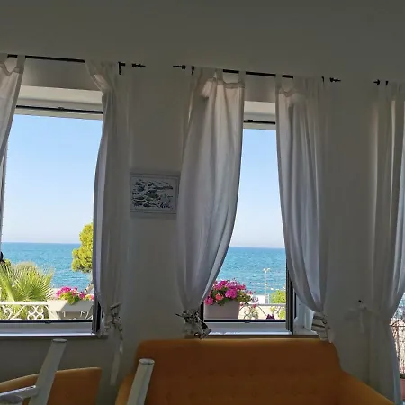 Daire Terrazza Sul Mare
